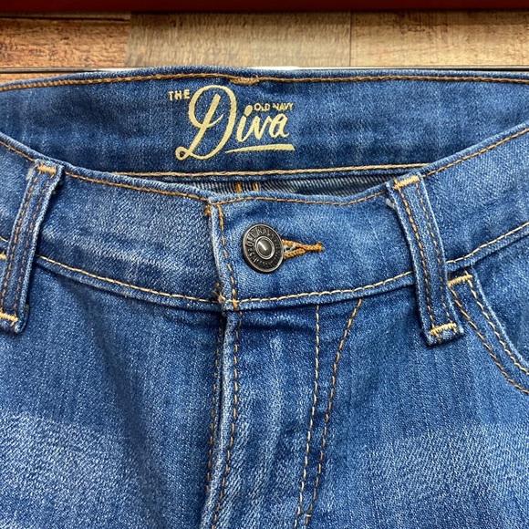 Old Navy The Diva Denim Jeans - Picture 3 of 8